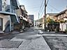 外観：北側道路 東から西方向