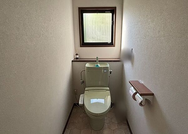 トイレを拡大表示