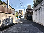 西側道路 北から南方向