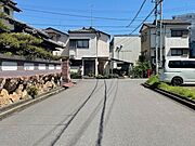 南側道路 西から東方向