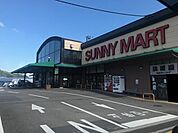サニーマート中万々店 300m