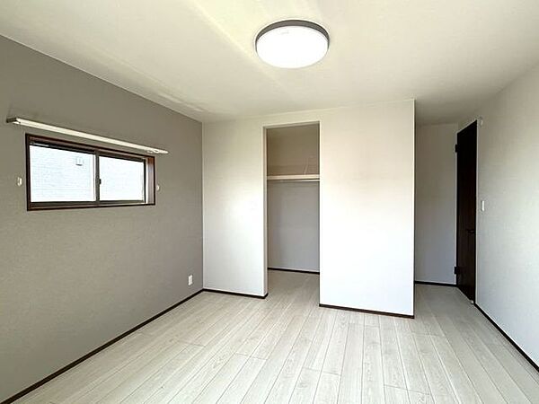 寝室を拡大表示