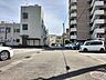 外観：前面道路含む現地写真