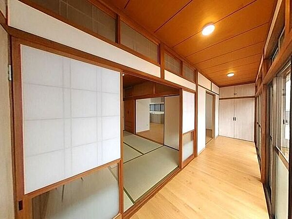 室内を拡大表示