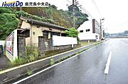北向き道路【敷地面積358.23m2(108.36坪)】令和5年6月25日　撮影