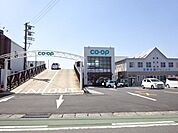 コープ吉野店【コープ吉野店】鹿児島市吉野町にあるスーパーです。営業時間 : 9:30-21:30駐車場 : 130台 (内2台は優先駐車場) 2190m