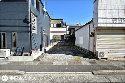 外観：西向き道路【敷地面積43.26m2(13.08坪)】建築条件なし！
