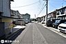 その他：【前面道路】北西向きの前面道路幅は約6ｍと広々です！団地内の道路で交通量も少なく静かな住環境です♪