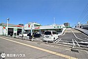 【タイヨー下荒田店】は、鹿児島市下荒田2丁目49－4に位置するスーパーです。取扱品目は主に「生鮮食品・日配品・一般食品・日用雑貨・お酒」です。駐車場があります。 120m