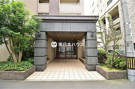 【クレアホームズ上荒田のエントランス】
