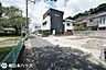 その他：【前面道路】南向きの前面道路幅は約4ｍです！交通量の少な道路！目の前公園で開放感があります♪