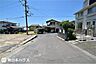 その他：【前面道路】北向きの前面道路幅は約6ｍです！団地内の道路で交通量の少ない静かな住環境です♪