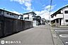 その他：【前面道路】北東向きの前面道路幅は約6ｍです！団地内の道路で交通量の少ない静かな住環境です♪