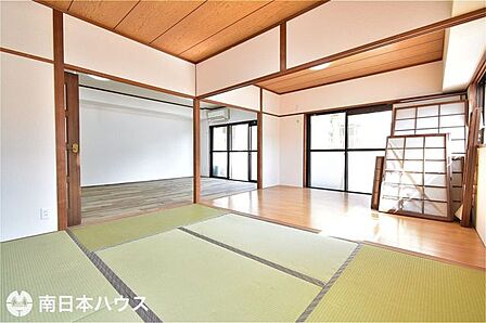 【和室】6帖の和室です!リビング、洋室と隣接しています♪
