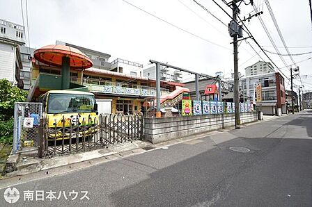 学校法人鹿児島竜谷学園 アソカ幼稚園 【アソカ幼稚園】鹿児島市新屋敷町にある幼稚園です。2015(平成27)年 4月 1日 学校法人鹿児島竜谷学園幼稚園型認定こども園 アソカ幼稚園に変更 330m