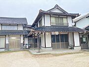 リフォームやリノベーション、ＤＩＹも可能。もちろんそのままでも充分お住まい頂けます。閑静な住宅街に佇む16DKのおうちです。