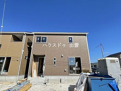 外観：高い信頼性を備えた住まい。地震にも強い設計に加え、ZEH水準の性能で一年を通して快適な室内環境で過ごせます。見えない部分にもこだわり、技術と工夫を重ねた品質。