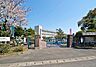 周辺：港小学校 750m