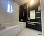 浴室：施工例※本物件画像は取引する建物とは、外壁・屋根・開口部・内装等の形状が異なります。