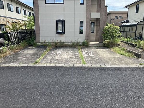駐車場を拡大表示