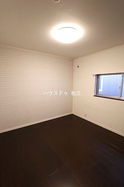洋室を拡大表示