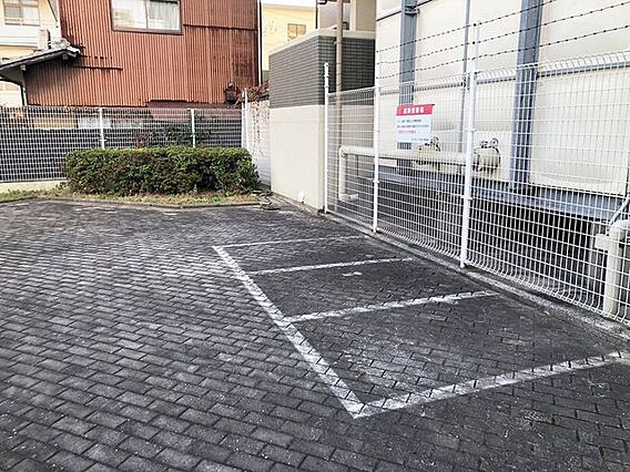 サンモリッツ小...