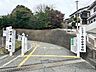 周辺：【南小倉中学校】小倉北区高尾にある中学校です♪高台にあります♪ 796m