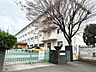 周辺：【板櫃中学校】小倉北区白萩町にある中学校です♪校内敷地は広くて木々に囲まれ緑がいっぱいな学校です♪ 1100m