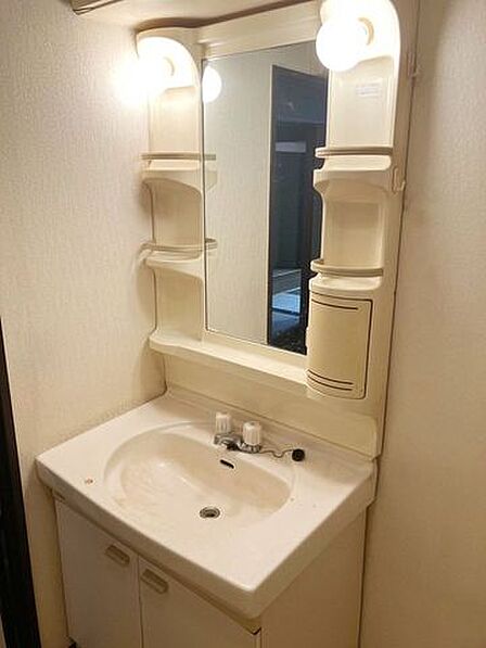 朽網東中古マンション◆サンライフ朽網◆小学校まで徒歩約12分◆JR朽網駅徒歩約4分♪2面バルコニー♪