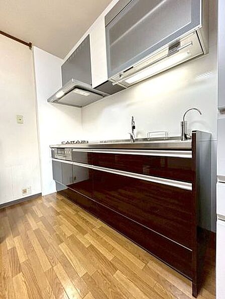 ウエストピア京都 マンション♪角部屋♪スーパーまで徒歩約6分♪2025年2月浴室乾燥暖房機交換♪