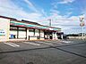 周辺：【セブンイレブン小倉曽根中学校前店】道路向かいに曽根中学校があり、学生も多く利用しています。少し駐車場が狭いですが、周囲に住宅やマンションが多くあり賑わっているコンビニです♪ 315m