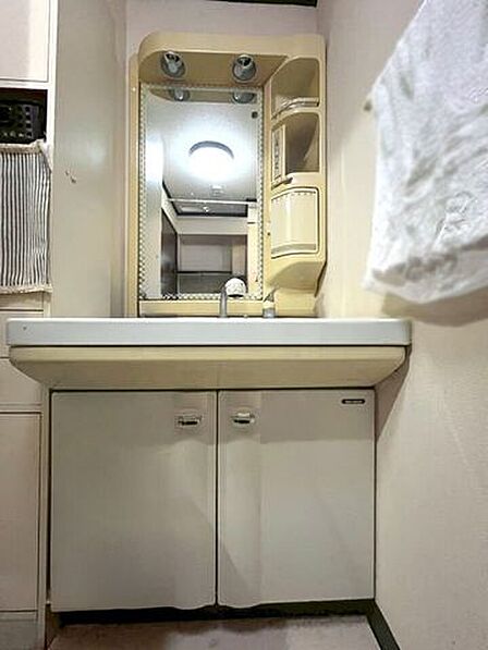 ビブレマンション日明 マンション♪角部屋♪2面バルコニー♪コンビニ徒歩約2分♪日明小まで徒歩約4分♪