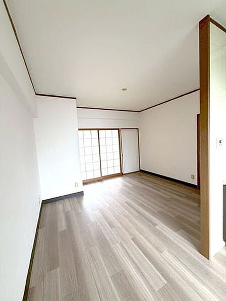 フジエホワイトローザ熊谷♪ペット相談♪リフォーム歴有り♪美邸♪スーパー・コンビニまで徒歩約7分♪