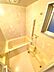 浴室：浴室にはミストシャワーを設置しています♪窓があり換気もできます♪