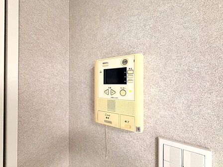 ホワイトキャッスル二島 3LDK 2026年8月内装リフォーム♪角部屋♪LDK18帖以上♪買物便利♪