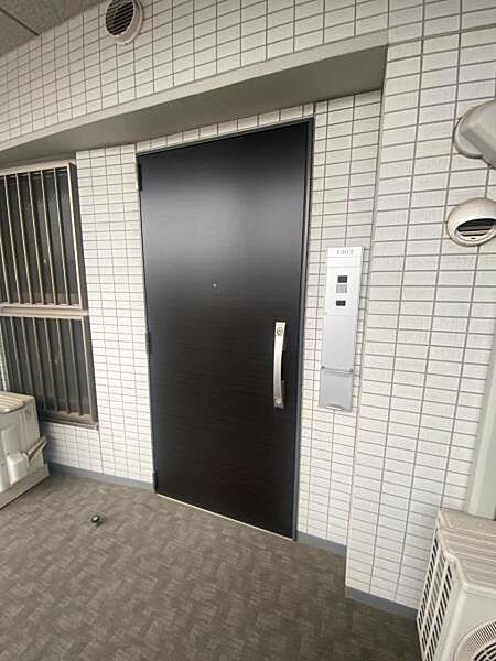 玄関を拡大表示