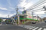 権太坂スクエア 徒歩23分。 1820m