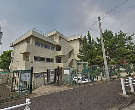 横浜市立名瀬中学校 徒歩21分。 1670m