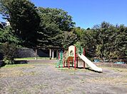 宮谷西公園 徒歩7分。 510m