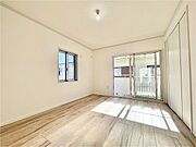 洋室7.3帖