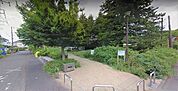南瀬谷一丁目公園 徒歩5分。 400m