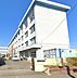 周辺：藤沢市立善行中学校 徒歩9分。 700m