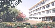綾瀬市立城山中学校 徒歩12分。 960m