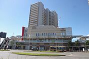ラクアルオダサガ 徒歩17分。 1300m