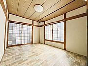 ～居室～和室からフローリングへ変更しております！室内も大変キレイにお使いいただいております♪
