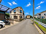 前面道路含む外観
