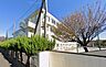 周辺：藤沢市立中里小学校 徒歩9分。 690m