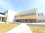 瀬戸市立にじの丘小学校 1690m