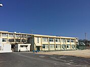 瀬戸市立水無瀬中学校 900m