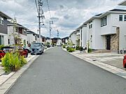 【床暖房＆ウッドデッキ付き物件】LDK＋和室で広々約21帖！陽当たりの良い南向住戸！長期優良住宅！